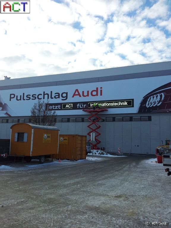 ACT_LED_Videowall_AUDI_Werk_Ingolstadt_Produktionshalle_N60_Bild2